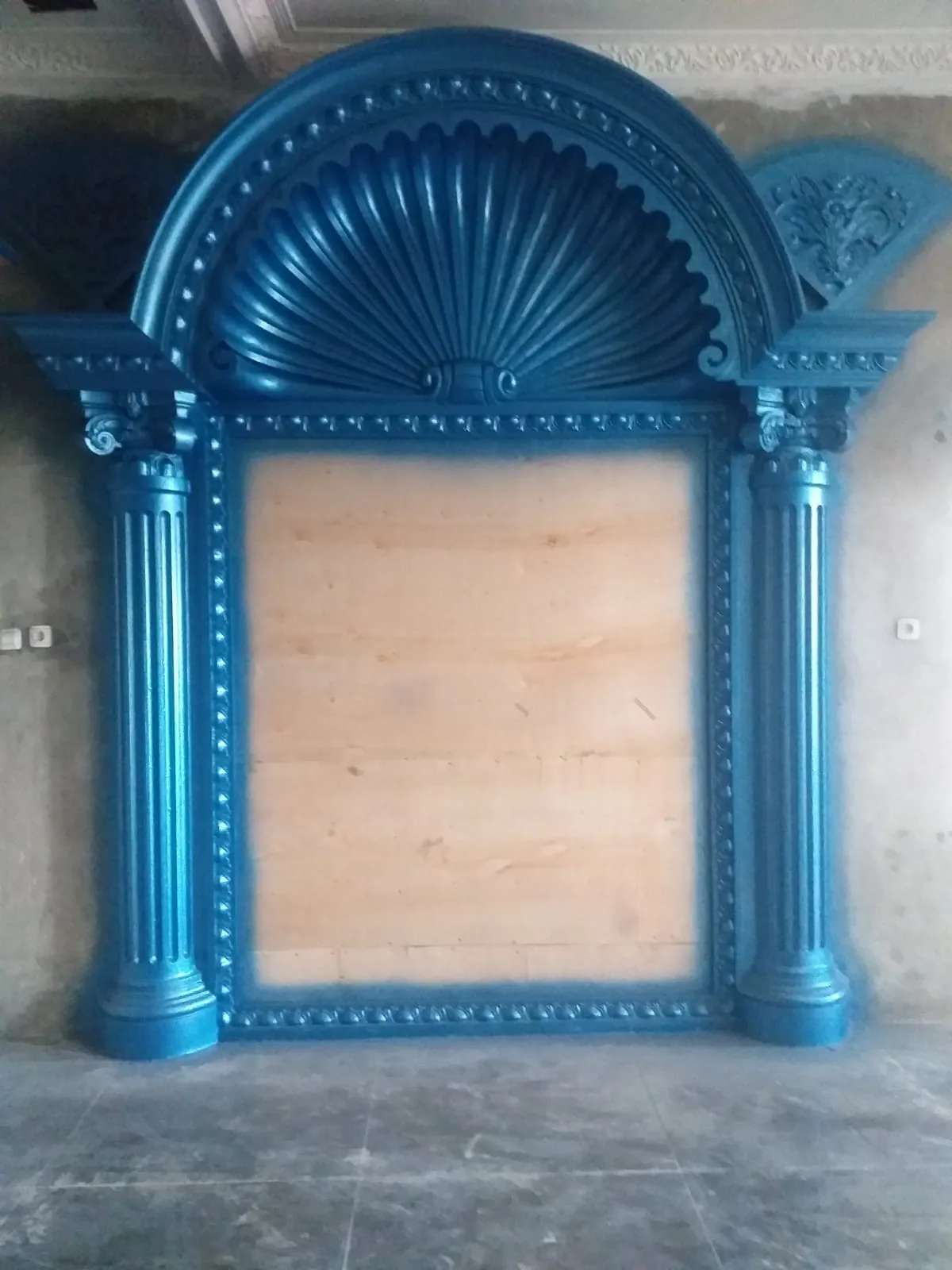 Ornamen Frame Arch Cangkang