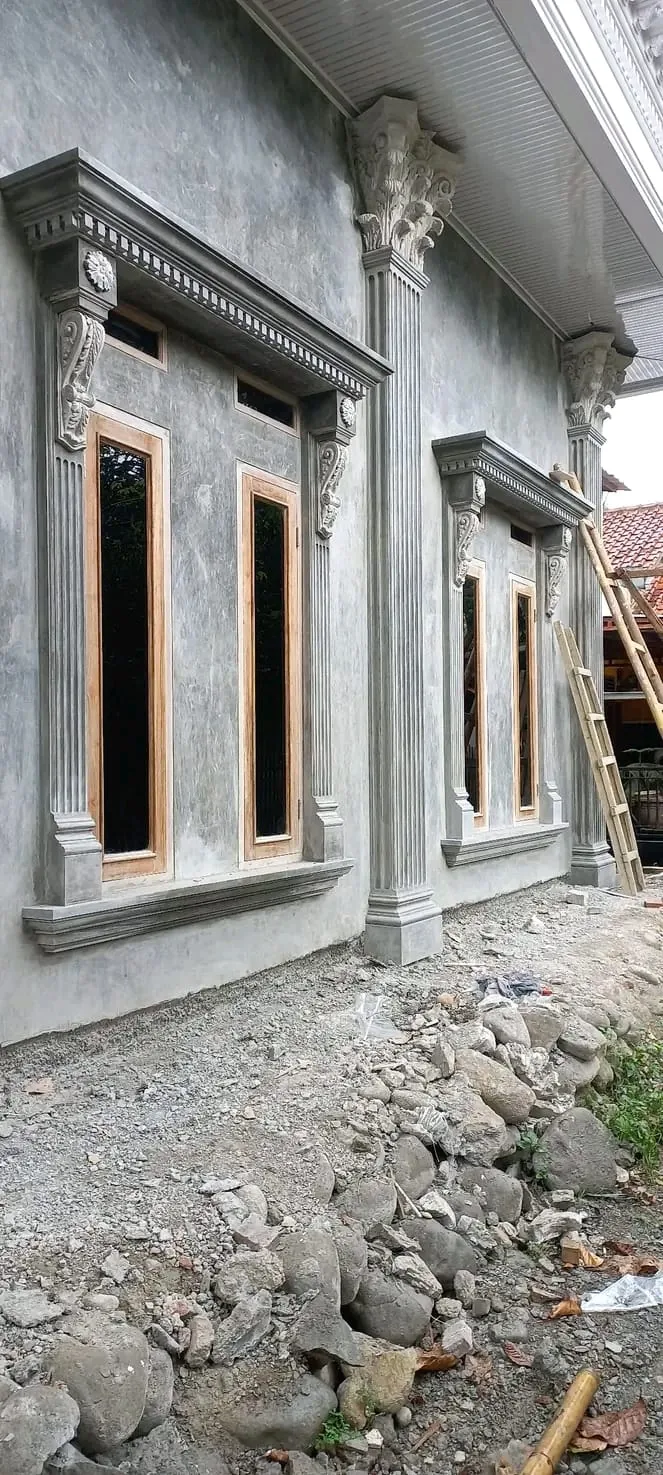 Jendela Fasad Konsol Corbel