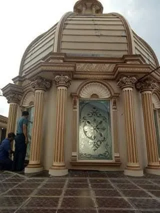 Gazebo kubah pilar